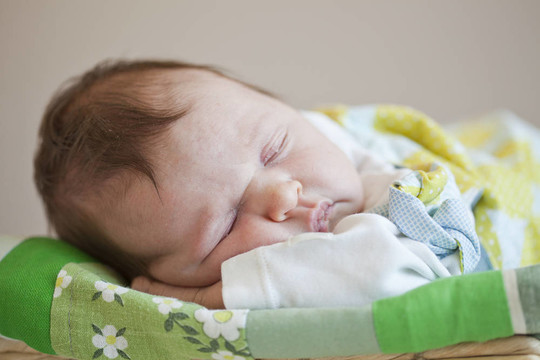 新生的嬰兒