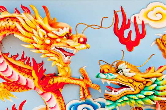 中國(guó)龍的雕像