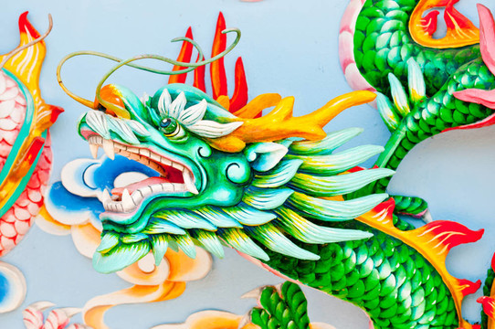 中國龍的雕像
