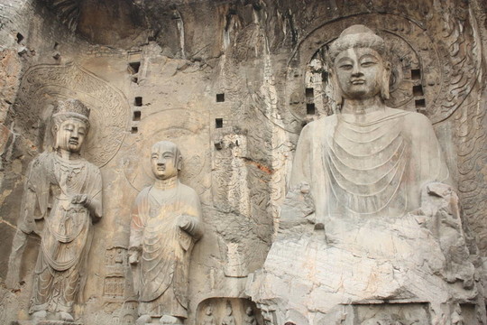 龍門石窟在洛陽(yáng)