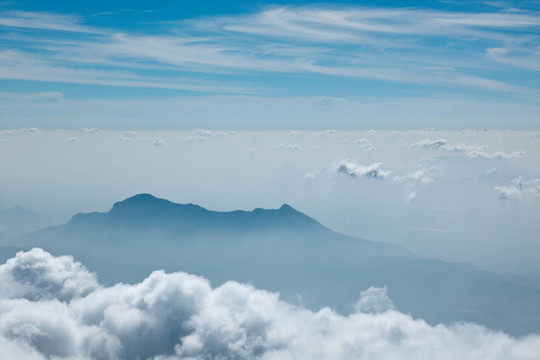 云中的Mountains。Kodaikanal；泰米爾納德邦