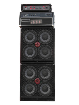 老強(qiáng)大階段協(xié)奏曲音頻揚(yáng)聲器和放大器孤立在白色背景