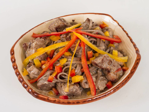 豬肉的亞洲式面條；香辣美味可口