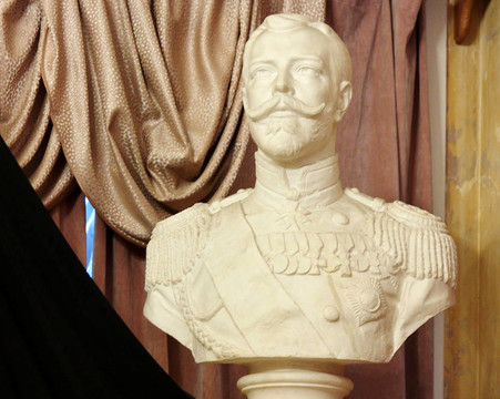 Nicholas II皇帝雕塑