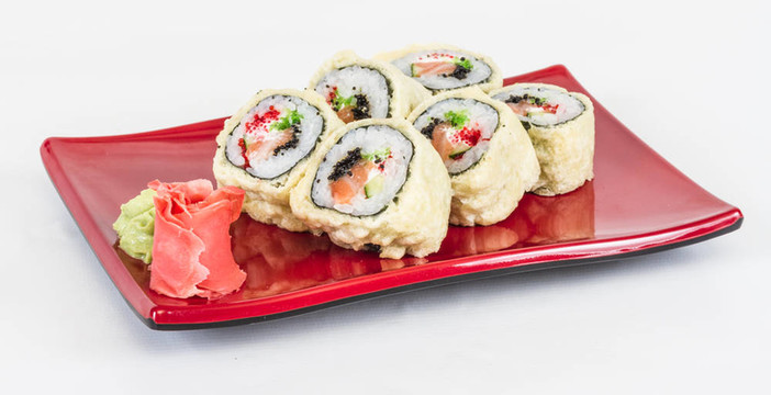 日本料理天婦羅壽司-真希（油炸鮭魚魚子魚子和奶油奶酪；卷內(nèi)）