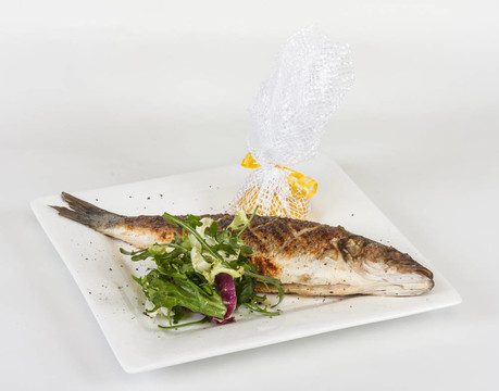 蔬菜鱸魚