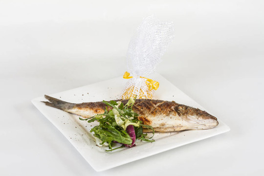 蔬菜鱸魚(yú)