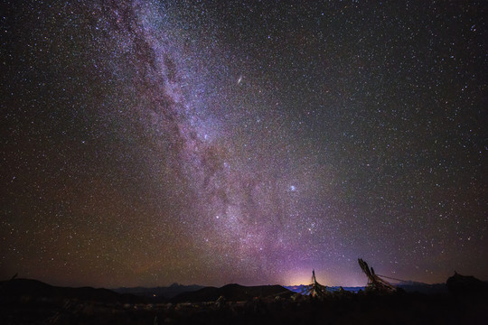 貢嘎星空