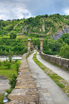 駝背橋。博比奧。Emilia Romagna。意大利.