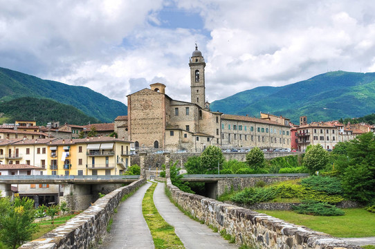 駝背橋。博比奧。Emilia Romagna。意大利.