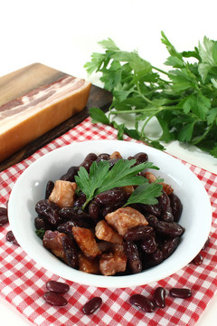 豆子熏肉