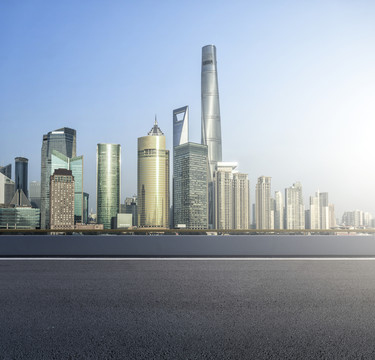 城市道路與現(xiàn)代建筑群