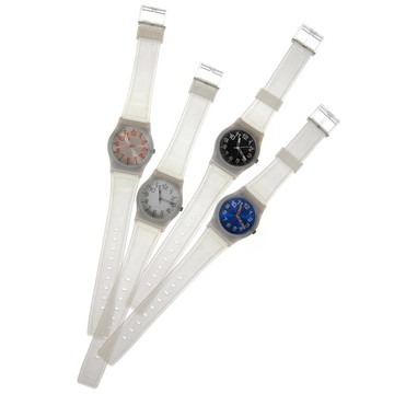 白色白色塑料手表
