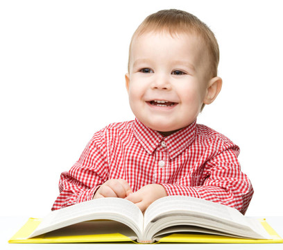小孩玩書