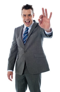 英俊的男人比優(yōu)秀企業(yè)