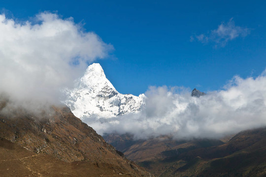 喜馬拉雅山景觀；Mount Ama Dablam