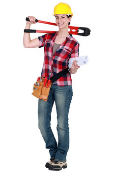 女持扳手和藍圖