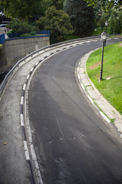 公園路
