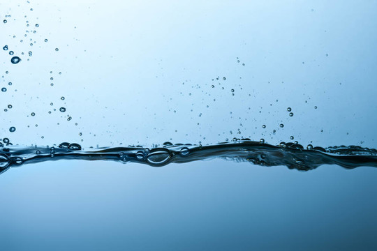 水