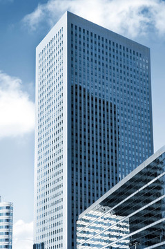 現(xiàn)代玻璃建筑