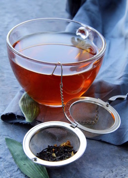 一個(gè)芬芳的紅茶濾網(wǎng)