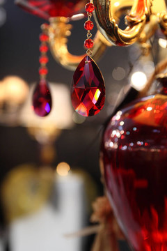 Chrystal chandelier的特寫(xiě)
