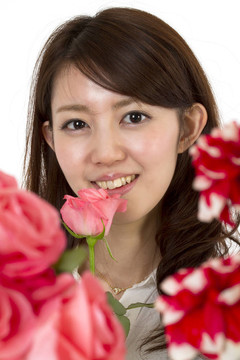年輕美麗的女人