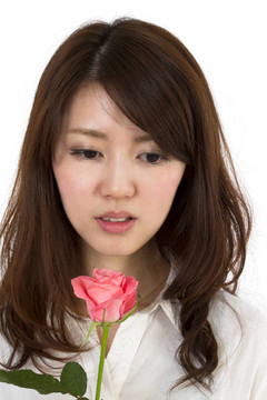 年輕美麗的女人