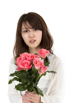 年輕美麗的女人