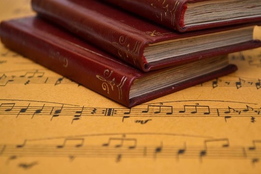 樂譜與舊書
