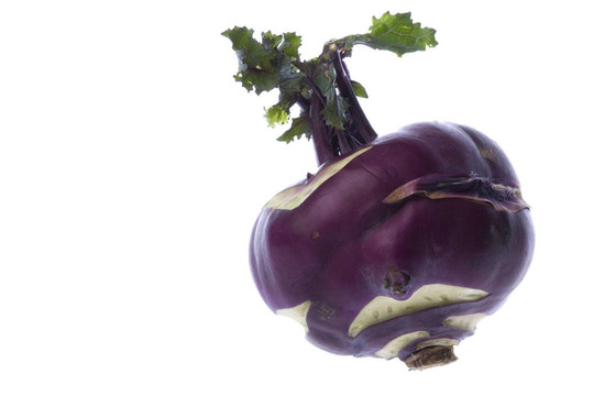 紫色的Kohlrabi分離