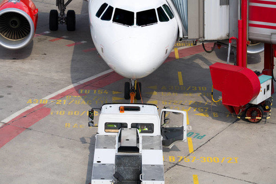 在飛機停