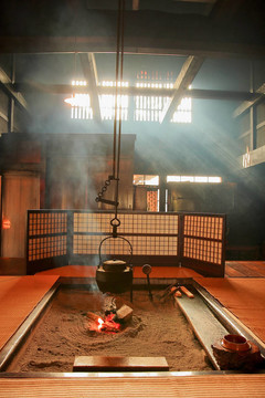 日本風(fēng)格的Teapot和驚人的光線在日本客廳