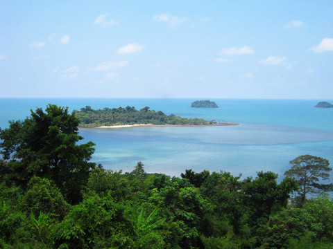 泰國(guó)普吉島海灘。