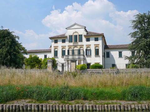 Padua；意大利