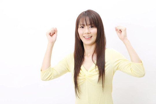 年輕的亞洲女人