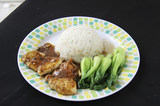 黑椒雞扒飯