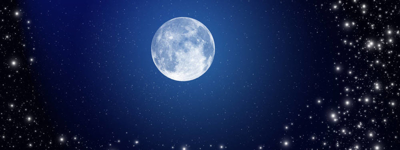 夜空中的月亮