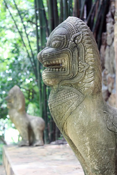 雕像