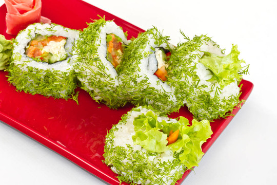 日本的素食卷蒔蘿和蔬菜