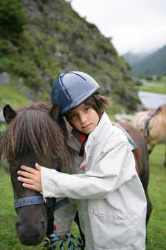 小男孩和小馬