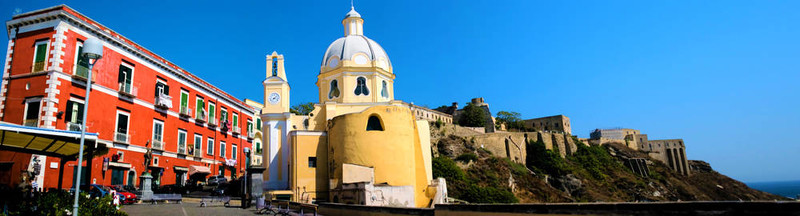全景普羅奇達(dá)島；Naples