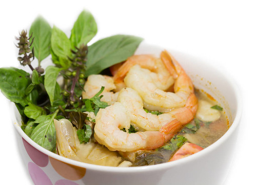 tom Yum soup；泰國(guó)傳統(tǒng)香辣蝦湯的碗