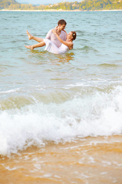 海灘情侶
