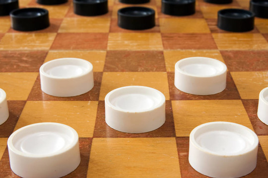 塑料跳棋棋盤