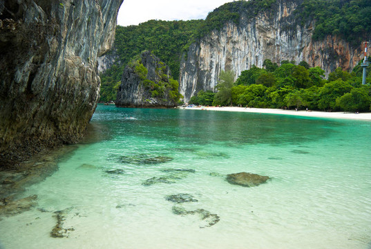 在Andaman美麗的海灘