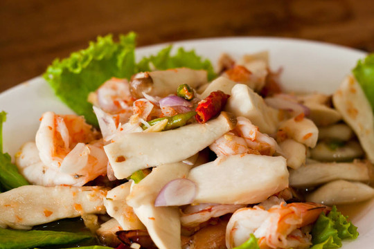 香草沙拉（泰國(guó)菜）
