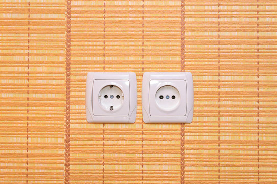 墻上的電燈開關(guān)