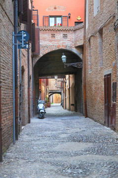 街上的拱頂。Ferrara。Emilia Romagna。意大利.