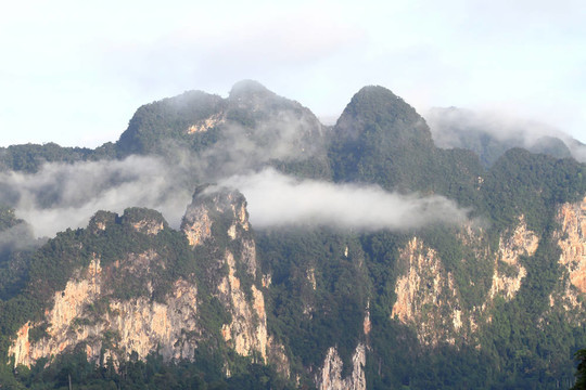 Khao Sok；著名的泰國國家公園